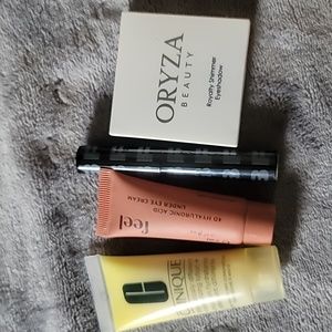2 for $10 4 piece Ipsy makeup